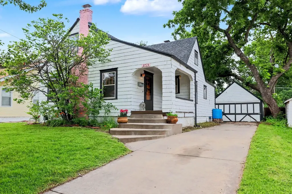 3719 E Edgemont Place Wichita KS 67208