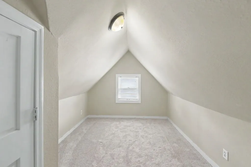 3719 E Edgemont Place Wichita KS 67208