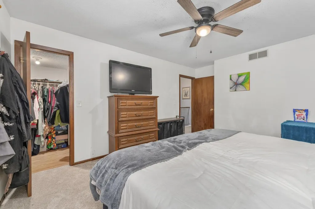 603 E 54th Street South Wichita KS 67216