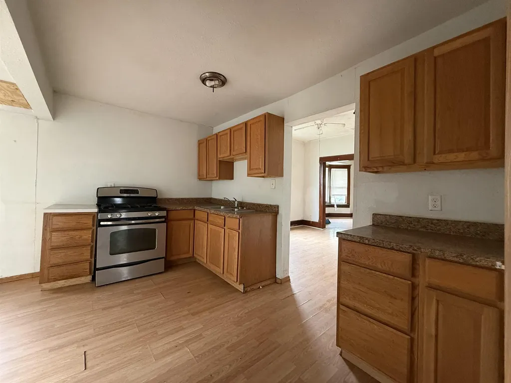 609 E 13th Winfield KS 67156