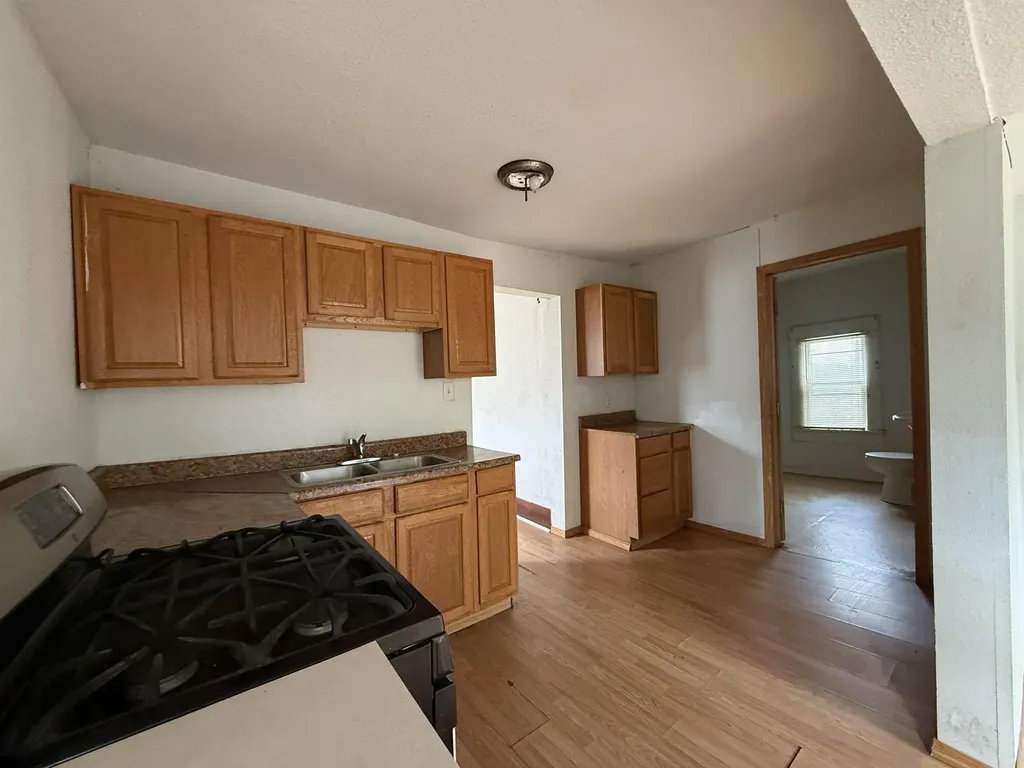 609 E 13th Winfield KS 67156