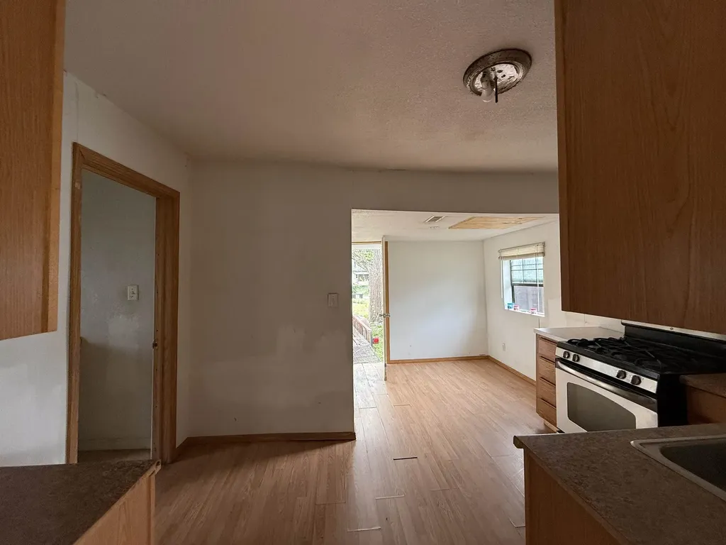 609 E 13th Winfield KS 67156
