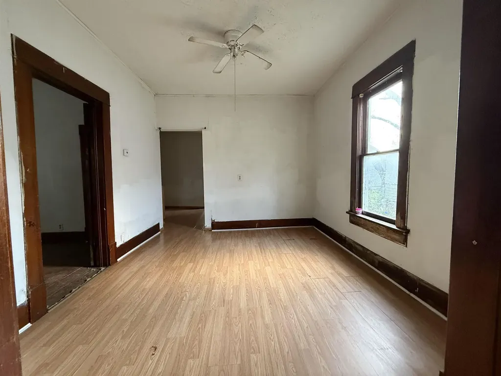 609 E 13th Winfield KS 67156