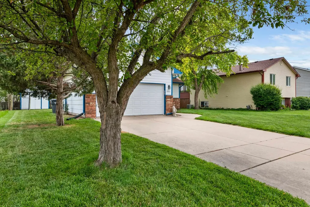 10813 W Blake Circle Wichita KS 67209