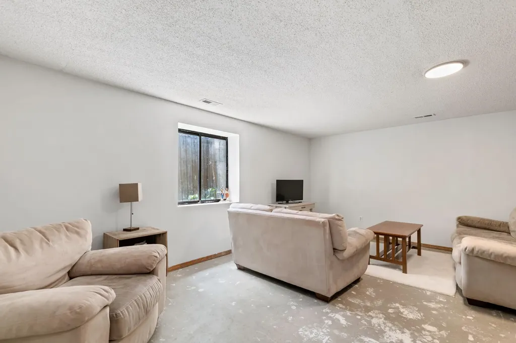 10813 W Blake Circle Wichita KS 67209