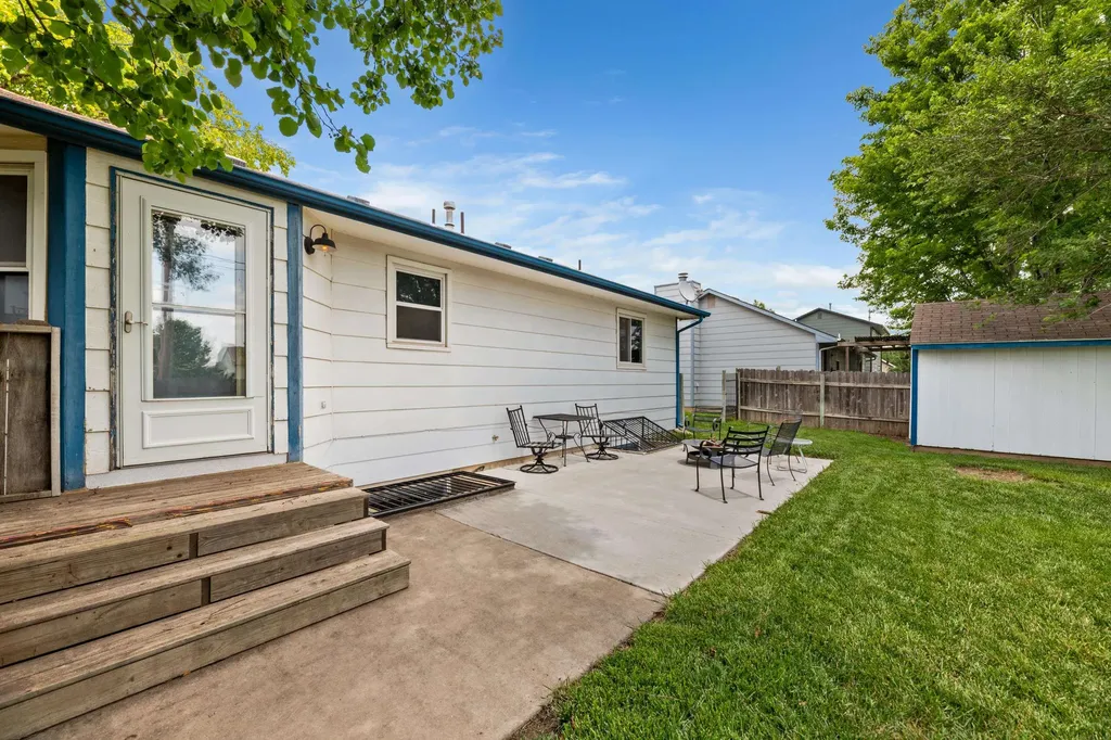 10813 W Blake Circle Wichita KS 67209