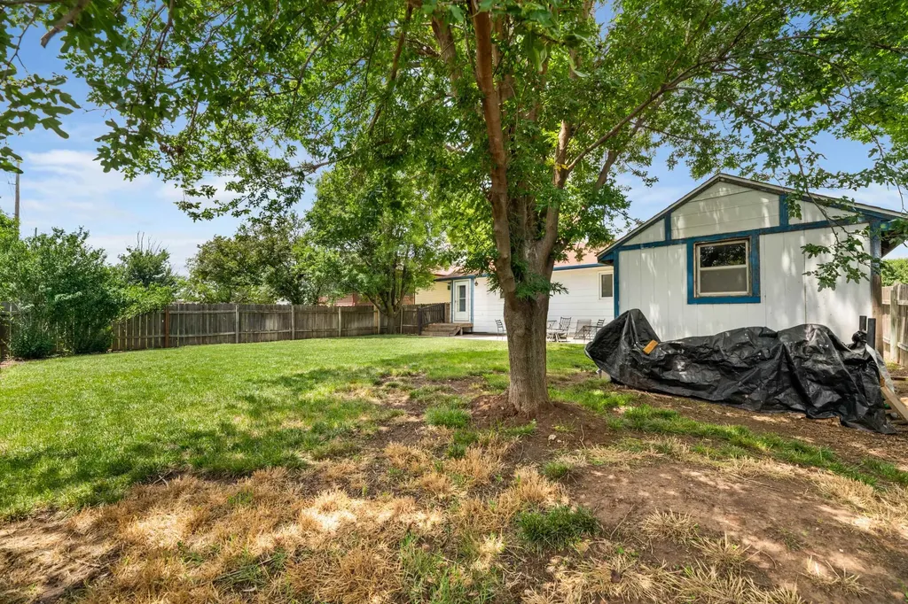 10813 W Blake Circle Wichita KS 67209