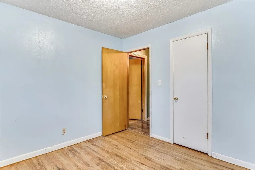 1807 N Kessler Wichita KS 67203