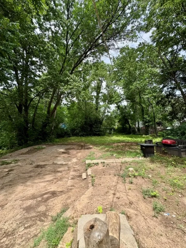426 W Cave Springs Avenue El Dorado KS 67042