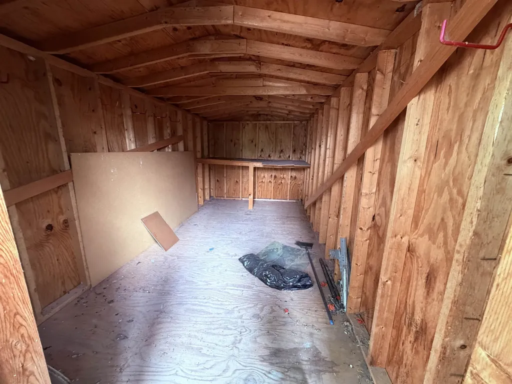 406 E 5th Avenue Winfield KS 67156