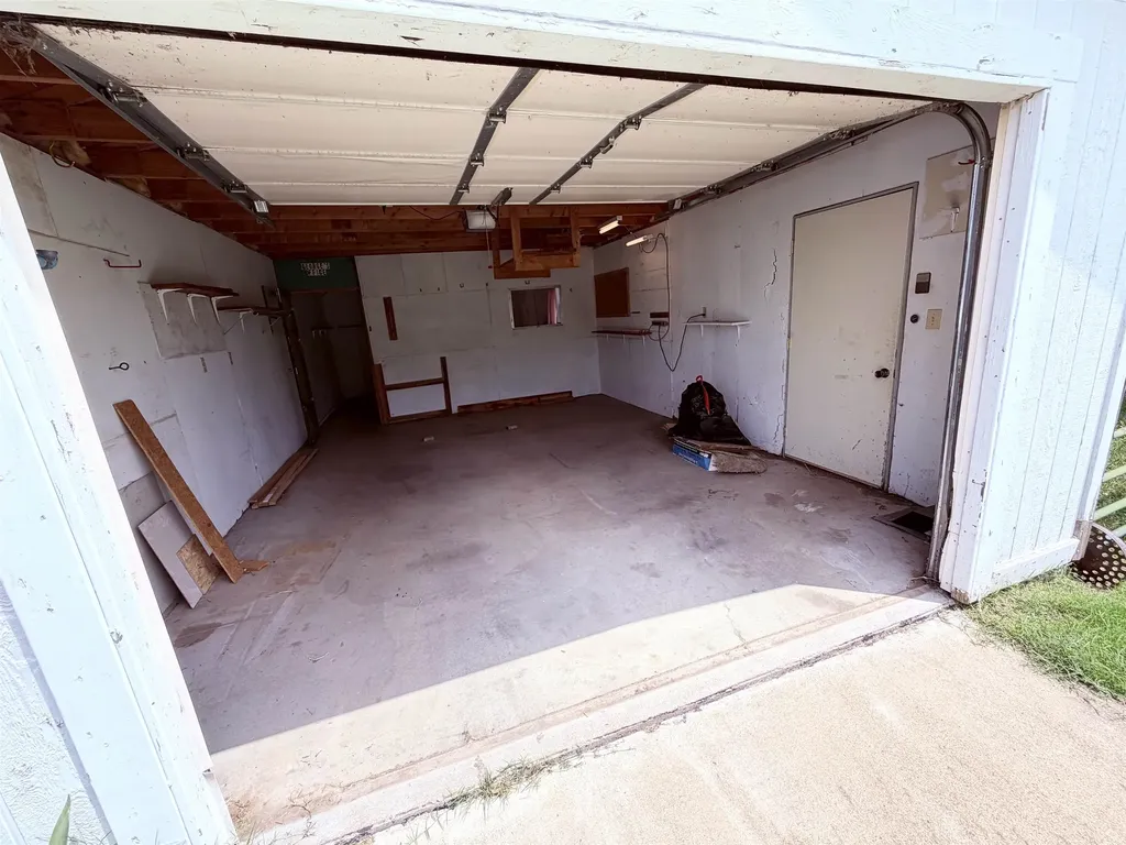 406 E 5th Avenue Winfield KS 67156