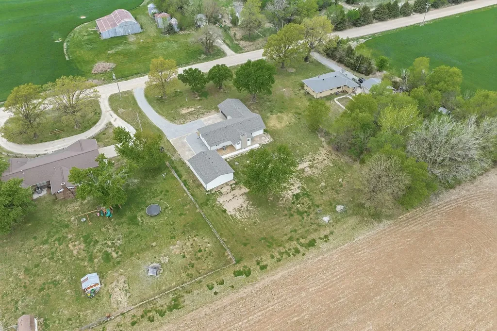1418 N Meridian Road Peck KS 67120