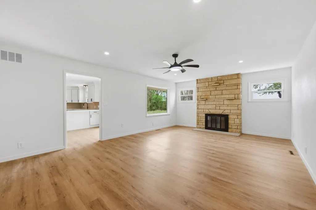1418 N Meridian Road Peck KS 67120