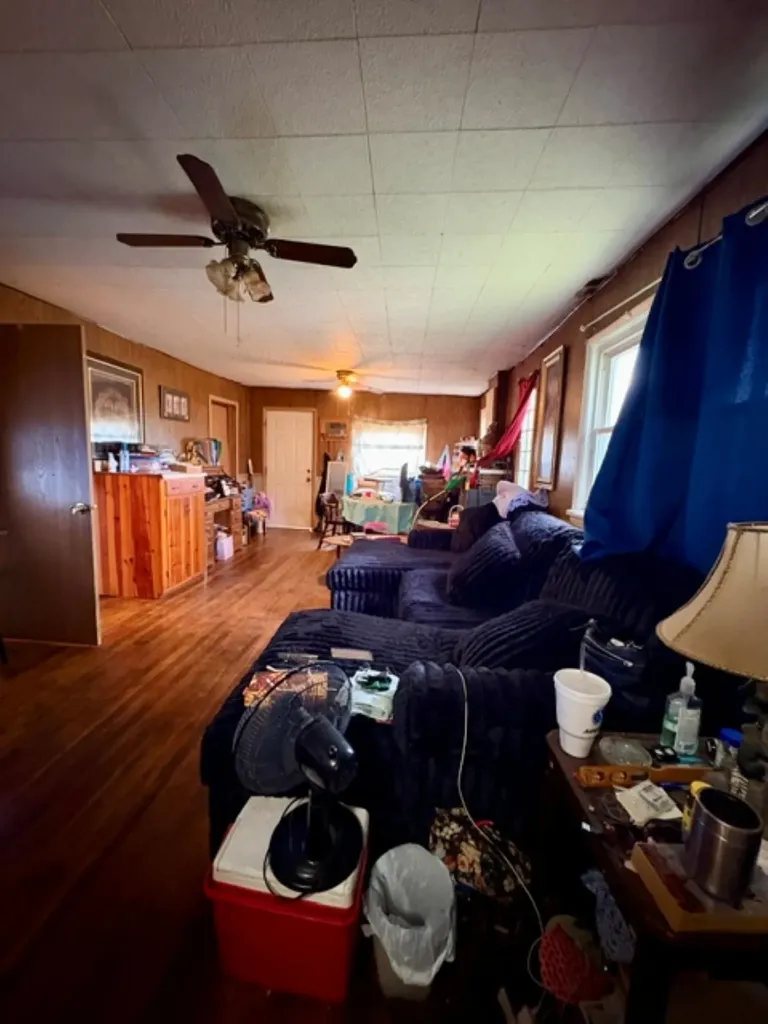 1009 W Kansas Avenue El Dorado KS 67042