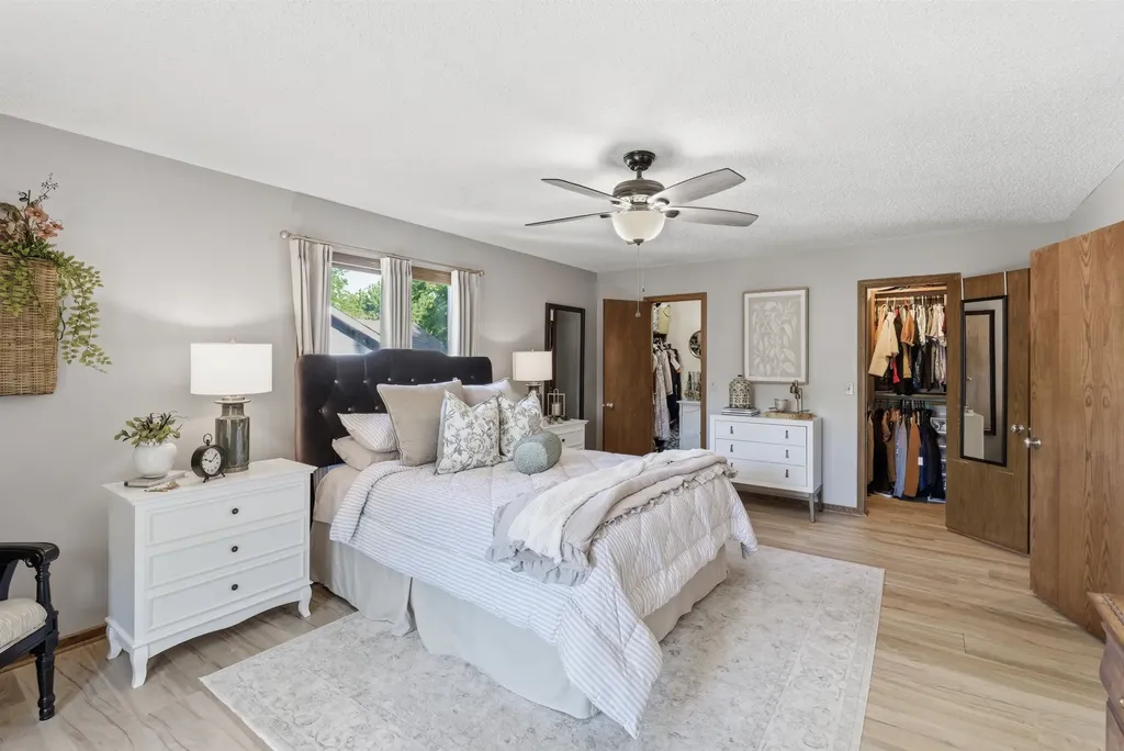 11803 W Rolling Hills Drive Wichita KS 67212