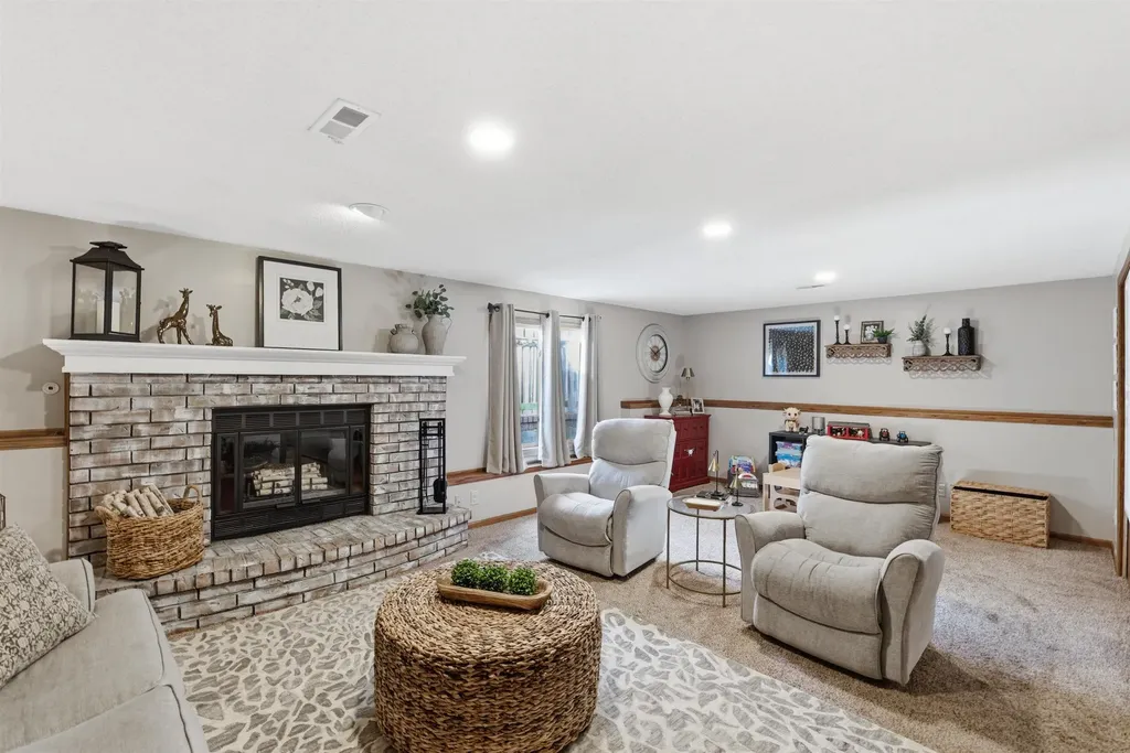 11803 W Rolling Hills Drive Wichita KS 67212