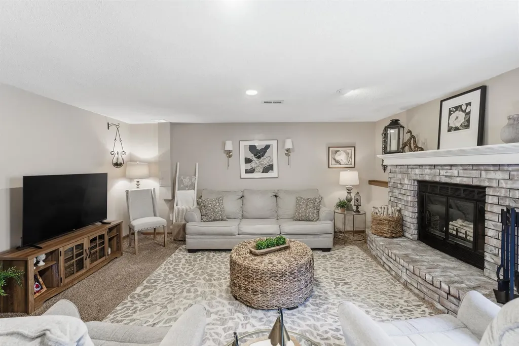 11803 W Rolling Hills Drive Wichita KS 67212