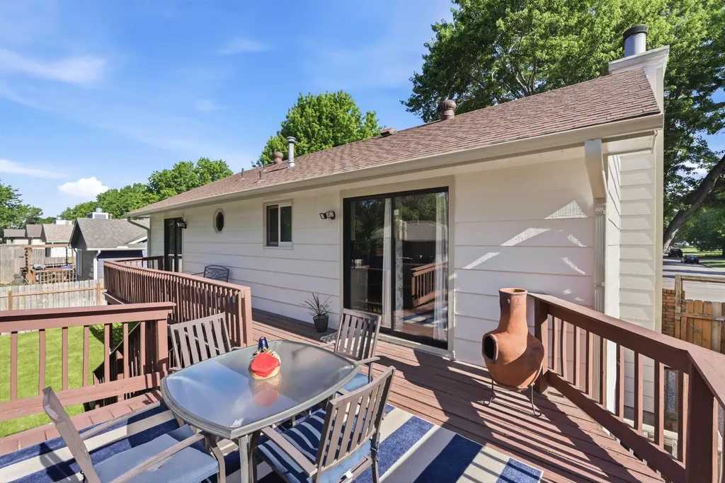 11803 W Rolling Hills Drive Wichita KS 67212