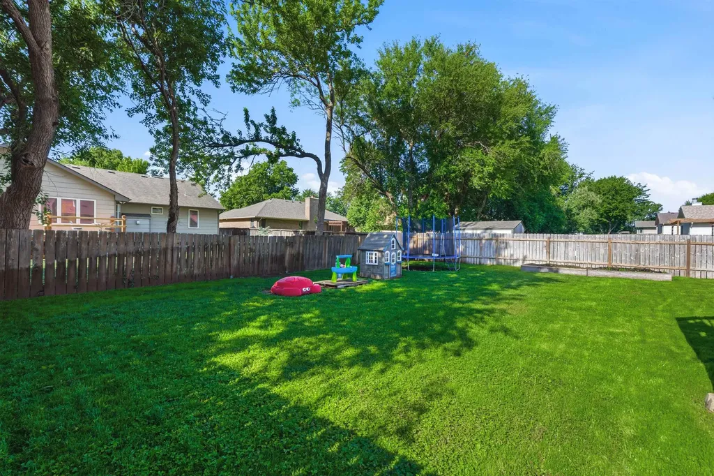 11803 W Rolling Hills Drive Wichita KS 67212