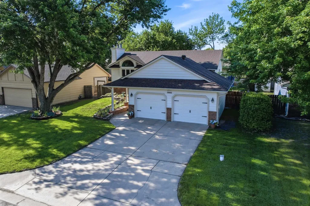 11803 W Rolling Hills Drive Wichita KS 67212