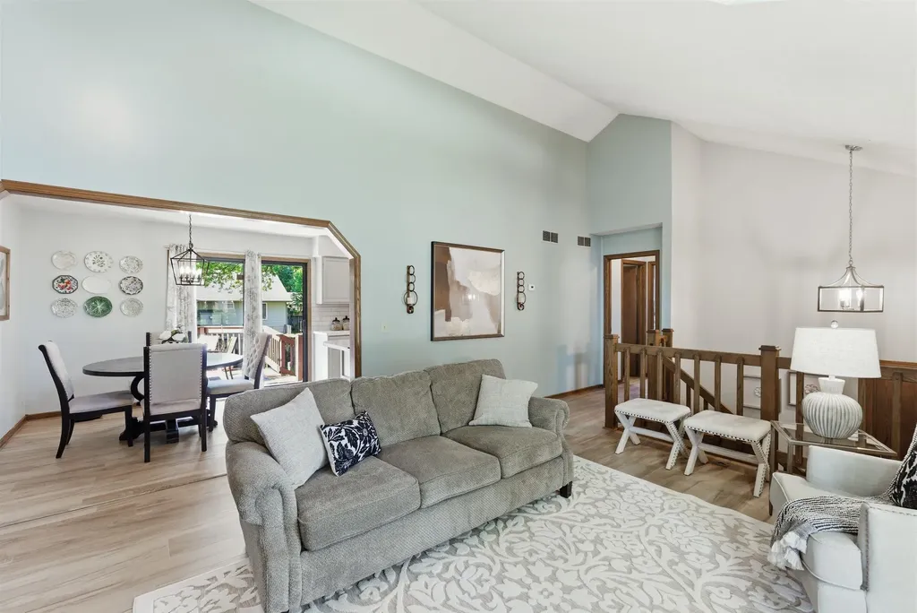11803 W Rolling Hills Drive Wichita KS 67212