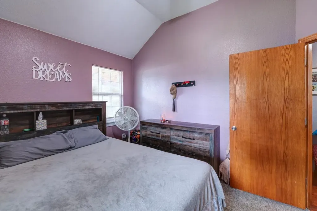 1322 N 15th Arkansas City KS 67005