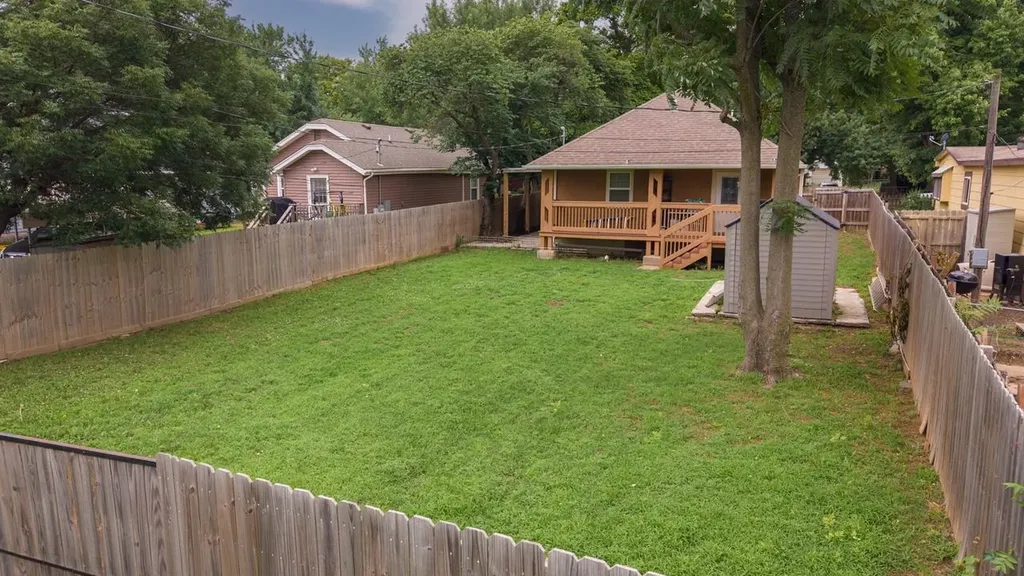 1322 N 15th Arkansas City KS 67005