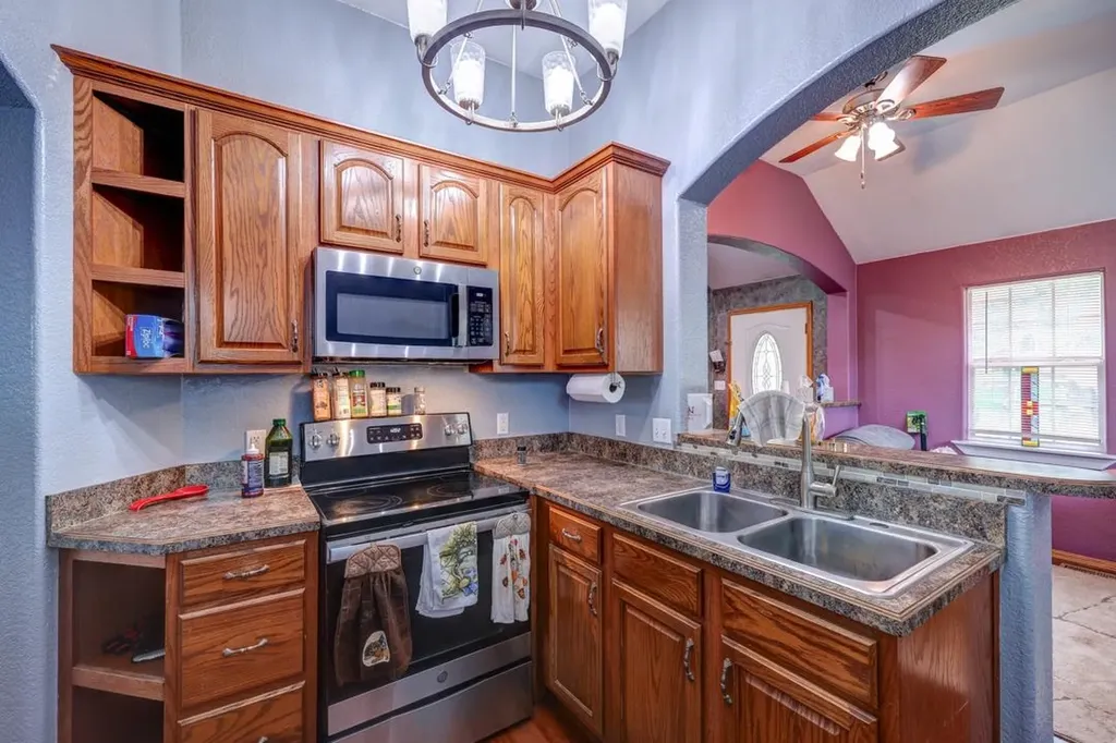 1322 N 15th Arkansas City KS 67005