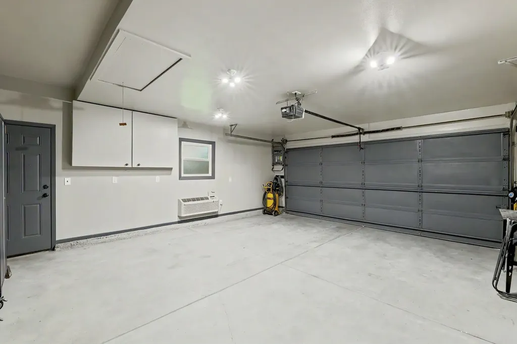1235 N Sunset Wichita KS 67212