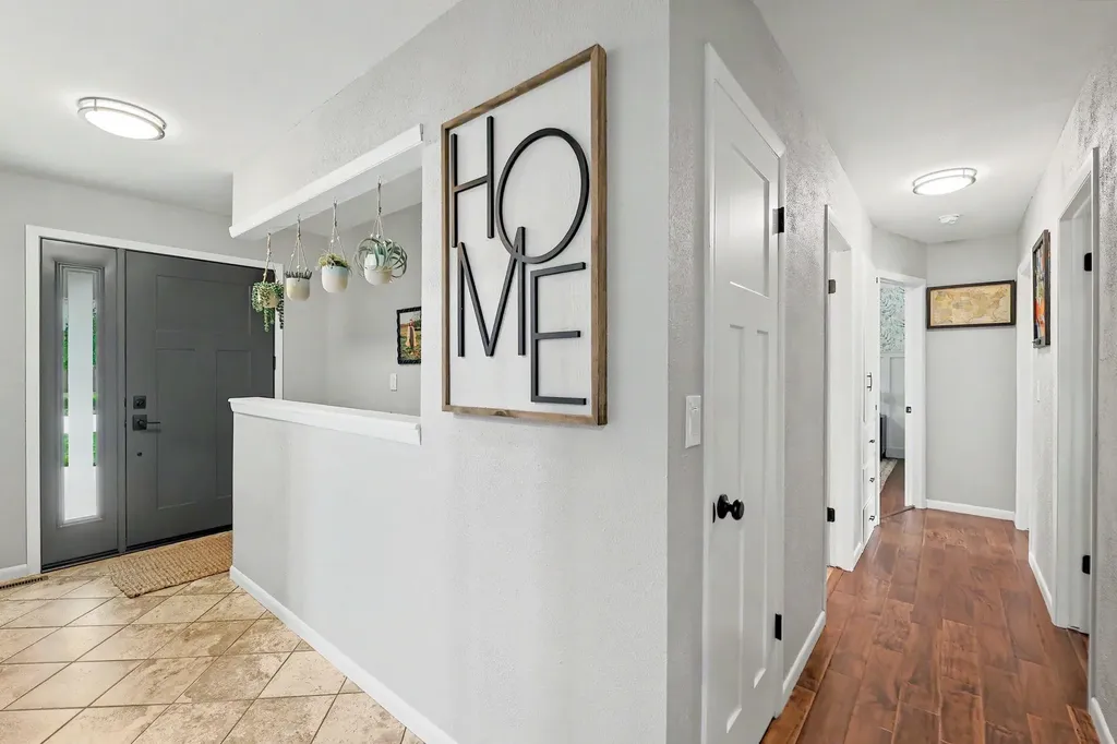 1235 N Sunset Wichita KS 67212