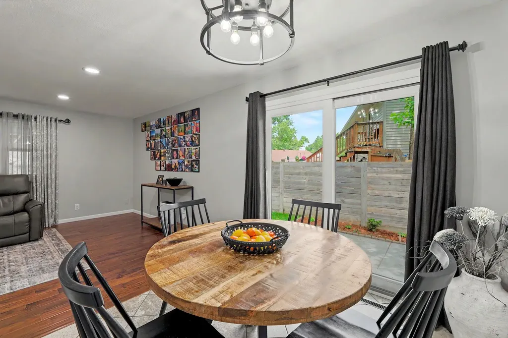 1235 N Sunset Wichita KS 67212