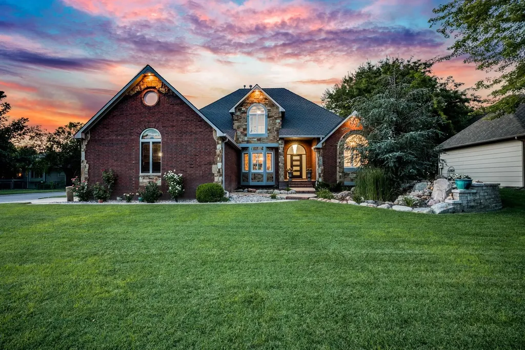 2868 N Wild Rose Court Wichita KS 67205