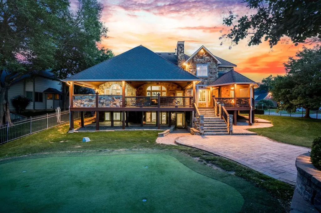 2868 N Wild Rose Court Wichita KS 67205