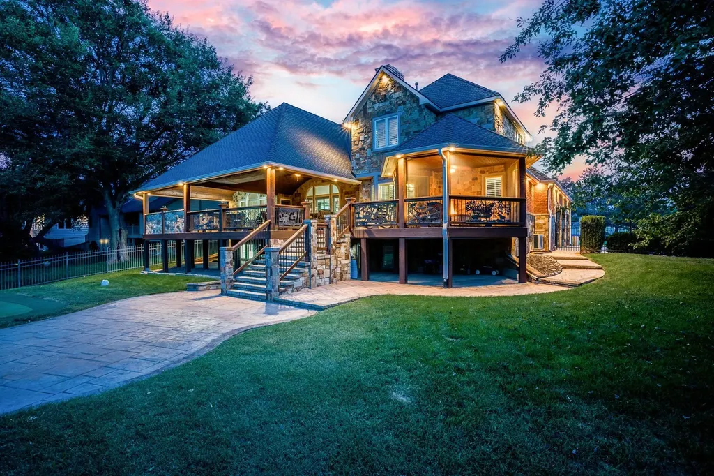 2868 N Wild Rose Court Wichita KS 67205