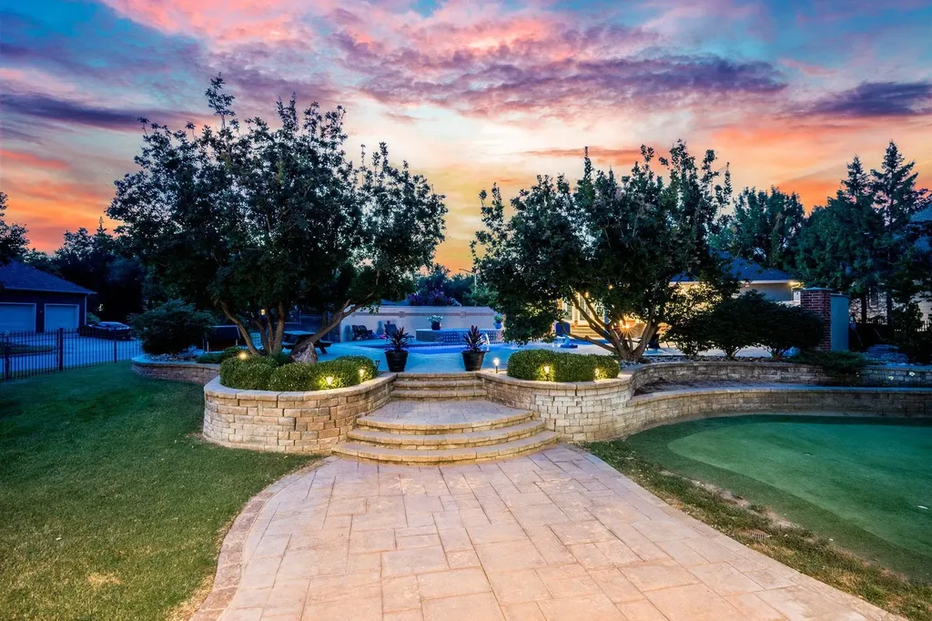 2868 N Wild Rose Court Wichita KS 67205