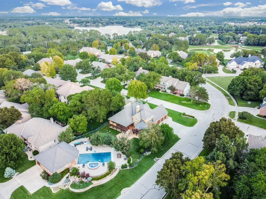 2868 N Wild Rose Court Wichita KS 67205