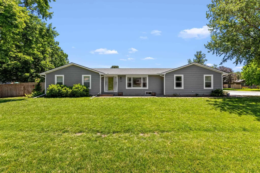 143 W Northwind Drive Valley Center KS 67147