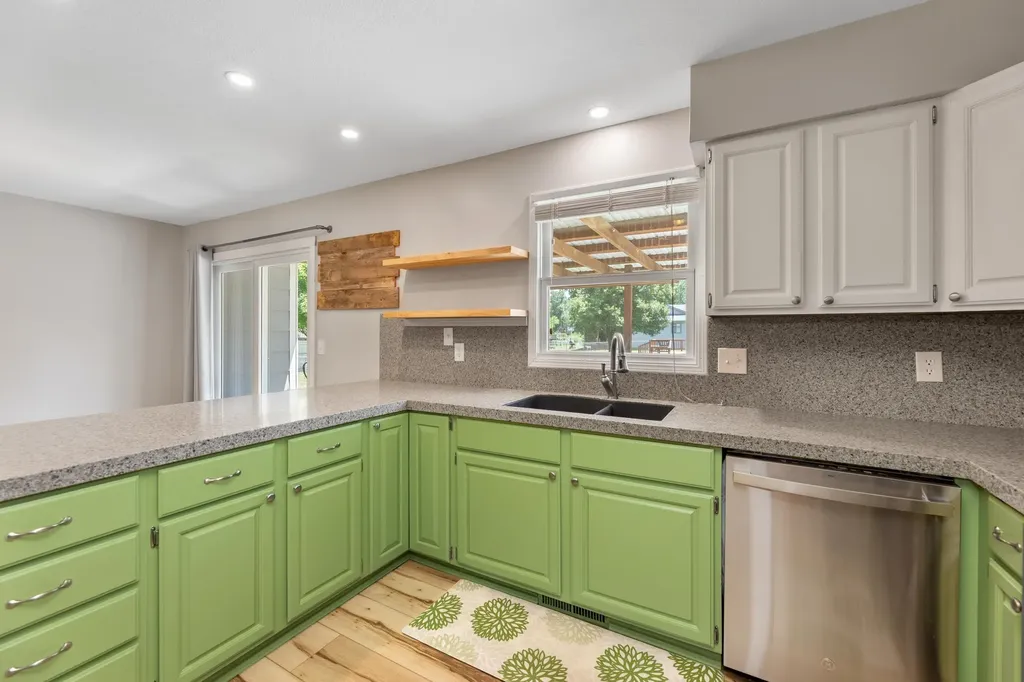 143 W Northwind Drive Valley Center KS 67147