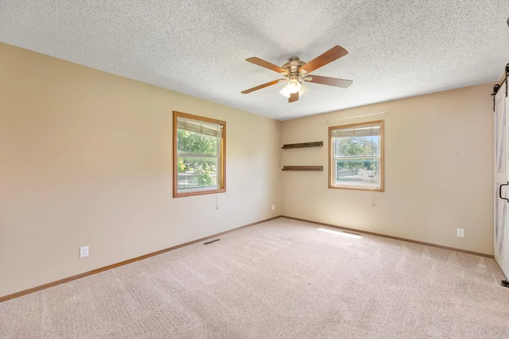143 W Northwind Drive Valley Center KS 67147