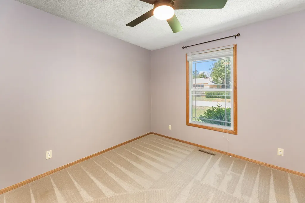 143 W Northwind Drive Valley Center KS 67147