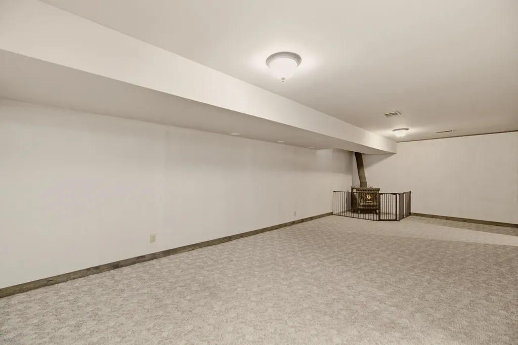143 W Northwind Drive Valley Center KS 67147
