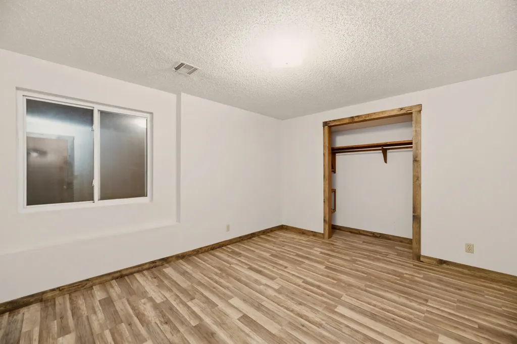 143 W Northwind Drive Valley Center KS 67147