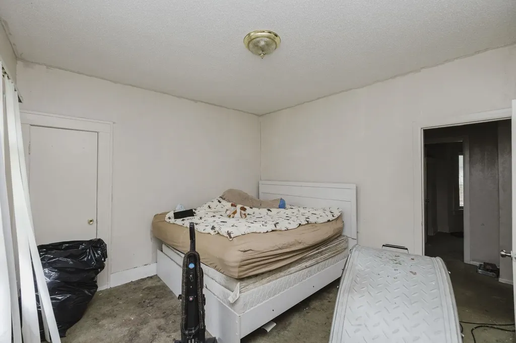 1317 N Madison Avenue Wichita KS 67214