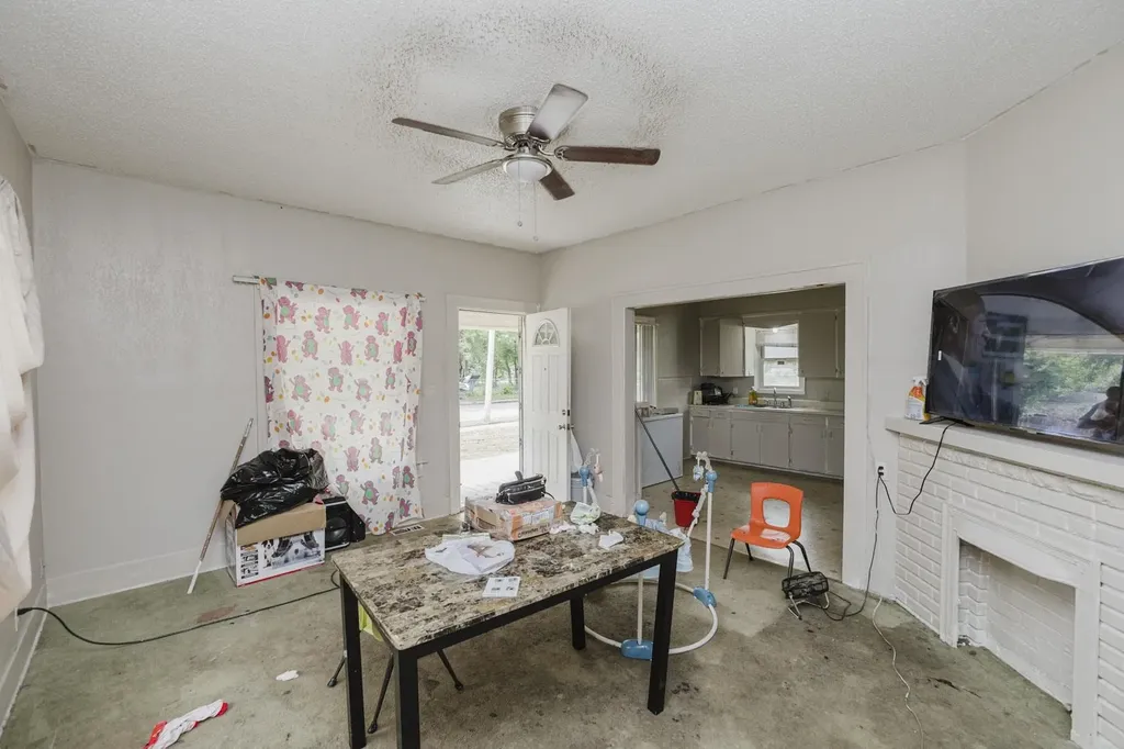 1317 N Madison Avenue Wichita KS 67214