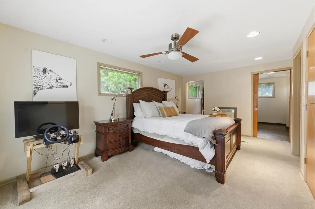 102 S Lochinvar Street Wichita KS 67207