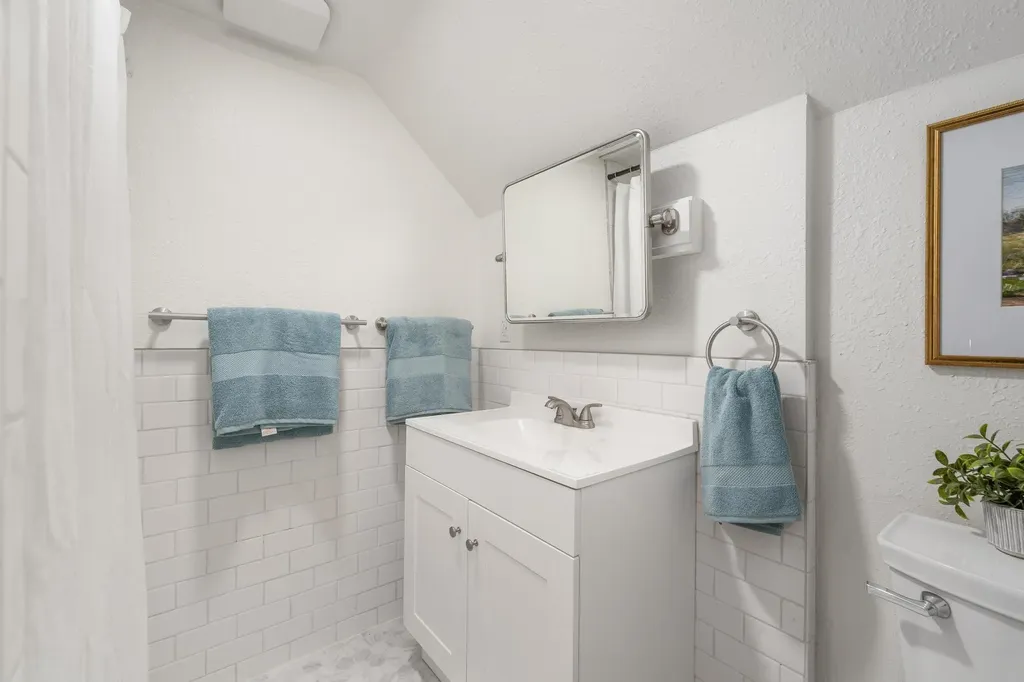 410 S Fern Wichita KS 67213-3908