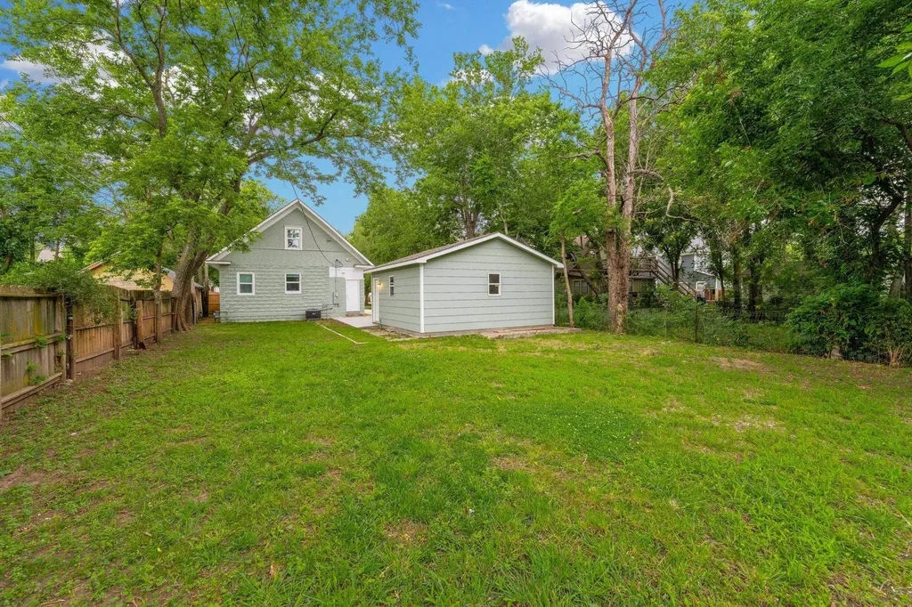 410 S Fern Wichita KS 67213-3908