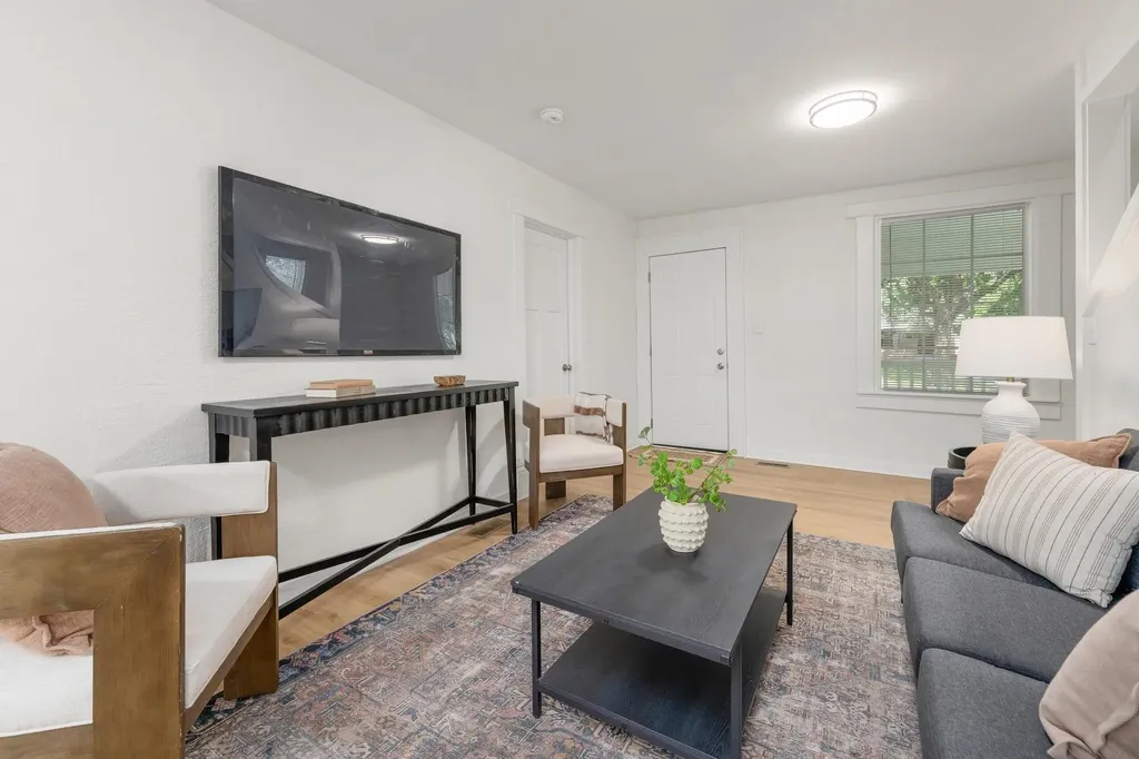 410 S Fern Wichita KS 67213-3908