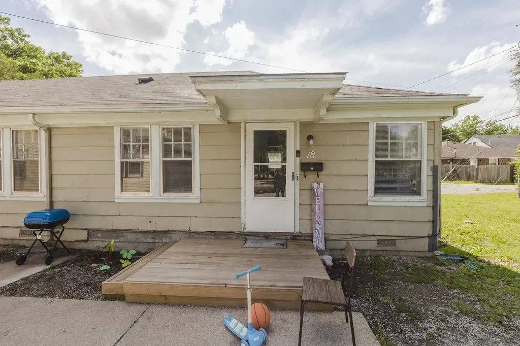 4416-4418 E Central Wichita KS 67208