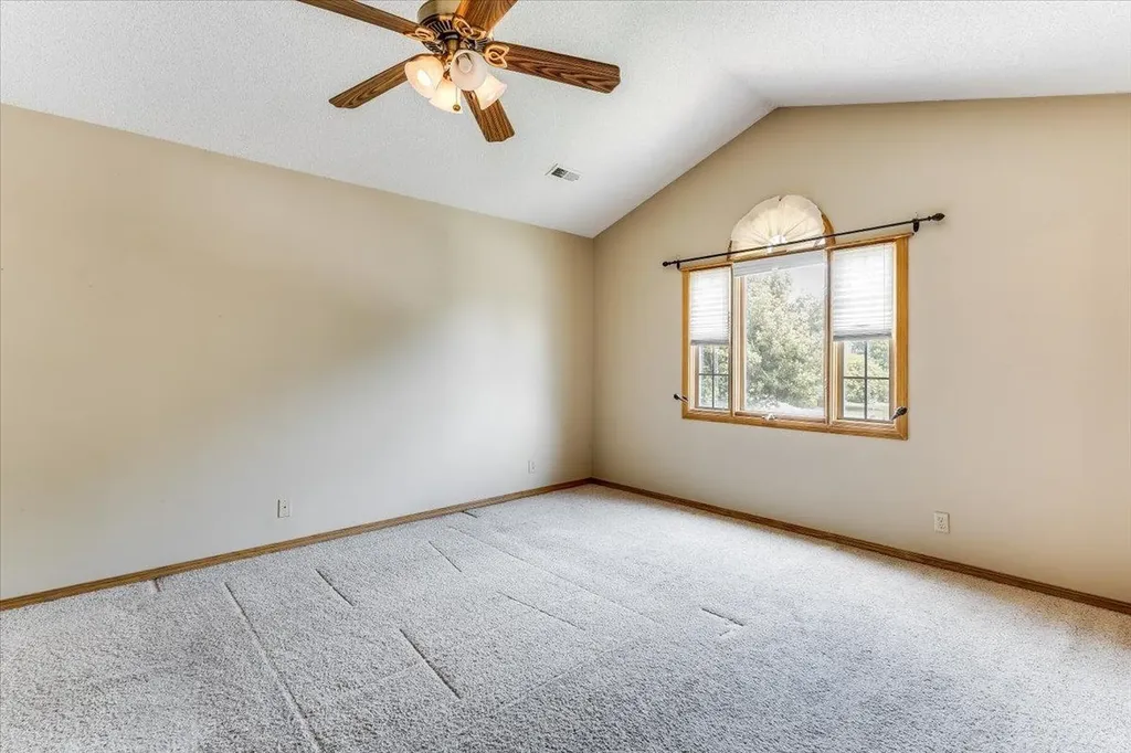 5359 S Stoneborough Street Wichita KS 67217